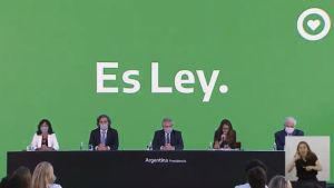 Aborto legal: Alberto Fernández promulgó la ley