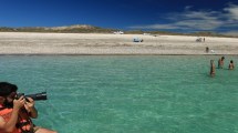 Imagen de Punta Villarino: escapada desde Las Grutas al caribe de la Patagonia