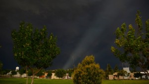 La tormenta de esta madrugada no afectó la producción en Roca