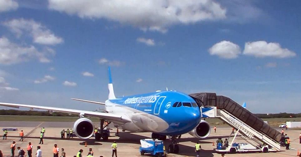 Unos de los aviones de Aerolíneas ya está en Estados Unidos. 