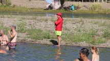 Imagen de Ya funciona una seguridad preventiva de guardavidas en los balnearios de Neuquén