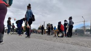 Siguen los cortes de rutas en Neuquén, esta en vez en Junín y Senillosa