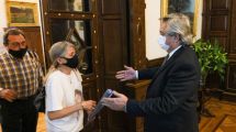 Imagen de Ni una menos: Alberto Fernández recibió a la mamá de Úrsula Bahillo