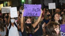 Imagen de Marchas para exigir justicia por el femicidio de Úrsula en todo el país