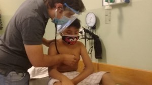 Bariloche: pide ayuda para trasladar a su hijo de 11 años al hospital Garrahan