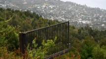 Imagen de Obras clandestinas en el cerro Otto desafían multas y prohibiciones en Bariloche