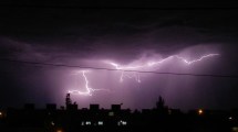 Imagen de Alerta de tormentas eléctricas y chaparrones para toda la región