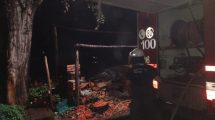 Imagen de Un hombre se quemó cuando intentaba rescatar cosas de su vivienda incendiada