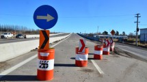 Imagen de Habilitaron el paso elevado de la Ruta 22 en Mainqué y esperan por el Godoy