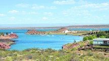 Imagen de Un finde largo entre dinosaurios y playas en Villa El Chocón