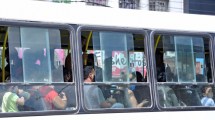 Imagen de Vacuna obligatoria para empleados públicos y pasajeros de colectivos o taxis en Jujuy