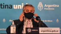 Imagen de Fernández: «A mitad de abril vamos a acelerar el ritmo de vacunación»