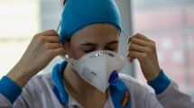 Imagen de La OMS advirtió que la pandemia de coronavirus sigue intensificándose en todo el mundo