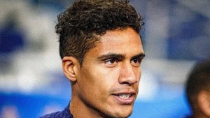 Varane dio positivo de covid-19 y se pierde dos partidos clave