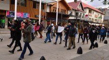 Imagen de Bariloche: protestaron contra el confinamiento dispuesto por Nación