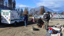 Imagen de El corte de la ruta 40 desde adentro: van seis días del piquete anti minería en Chubut