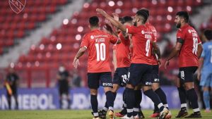 Duelos a todo o nada en La Plata y Santa Fe por los cuartos de final de la Copa de la Liga