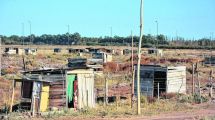 Imagen de Piden penas para tres hombres condenados por usurpar en Viedma