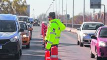 Imagen de Violento robo en el puente Neuquén-Cipolletti: iba a trabajar, lo golpearon y le sacaron su bicicleta