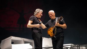 Pink Floyd: Waters acusó a Gilmour  de buscar exagerar su rol en la banda