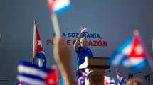 Imagen de Seis días después de las protestas, el gobierno de Cuba realizó un acto partidario