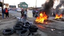 Imagen de Bariloche pide a la Legislatura el urgente tratamiento para regularizar una toma