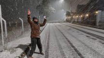 Imagen de La nieve sorprendió en Brasil y se hace esperar en Bariloche