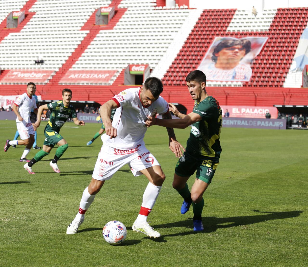 El Globo viene de ganarle a Defensa y Justicia en su debut. Hoy visita a Atlético en Tucumán. 