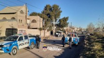 Imagen de Le estaban robando a punta de pistola a un hombre en Neuquén y la policía llegó justo