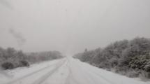 Imagen de Piden circular con extrema precaución por las nevadas en la ruta 40, entre Bariloche y El Bolsón