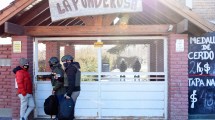 Imagen de La Ponderosa: quiénes y por qué ocupan el salón del fallecido dirigente de la Fruta, Rubén López