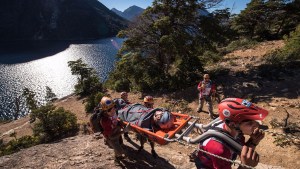 Bariloche estrena una camilla multifunción para los rescates en la montaña