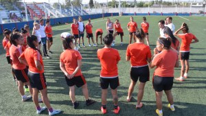 La Asociación de Fútbol Femenino presenta un protocolo contra la discriminación y la violencia