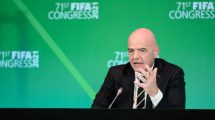 Imagen de Infantino le pidió a Boris Johnson que Inglaterra libere a los jugadores para las Eliminatorias