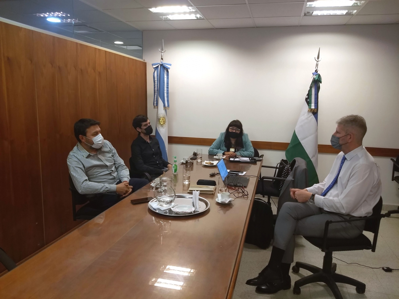 El juez Barotto analizó la situación con la presidenta del Colegio de Abogados General Roca, Judith Riquelme Catalán; el vicepresidente, Francisco Brown, y el vocal Federico Ambroggio.