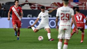 Con un ratito de Del Prete, Estudiantes empató con Argentinos Juniors