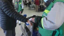 Imagen de Una familia de Neuquén volvió de Estados Unidos, no se aisló y envío a los hijos a la escuela