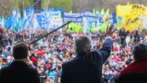 Eufórico discurso de Alberto Fernández: “Vine con Cristina con un deber y ese deber lo voy a cumplir”