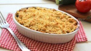 Imperdible este crumble con verduras grilladas