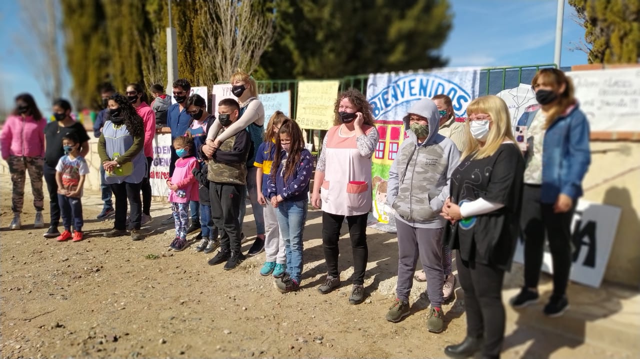 Docentes y familias de la escuela 269 visibilizaron la situación. (Foto gentileza)