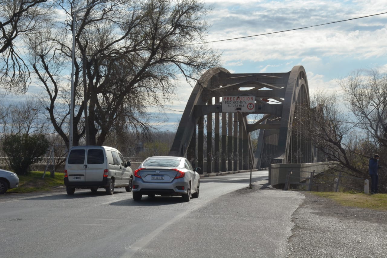 Controles sorpresa en los puentes Neuquén-Cipolletti. Foto: archivo. 