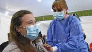 Vacunación en Neuquén con colocación de primeras y segundas dosis