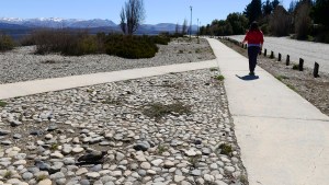 La provincia quiere reflotar el financiamiento para el agua y las cloacas de Dina Huapi