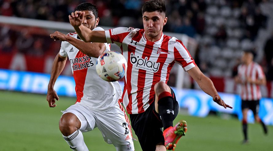 El Tuti y otra importante actuación contra el mejor equipo del fútbol argentino. Foto: prensa Estudiantes 