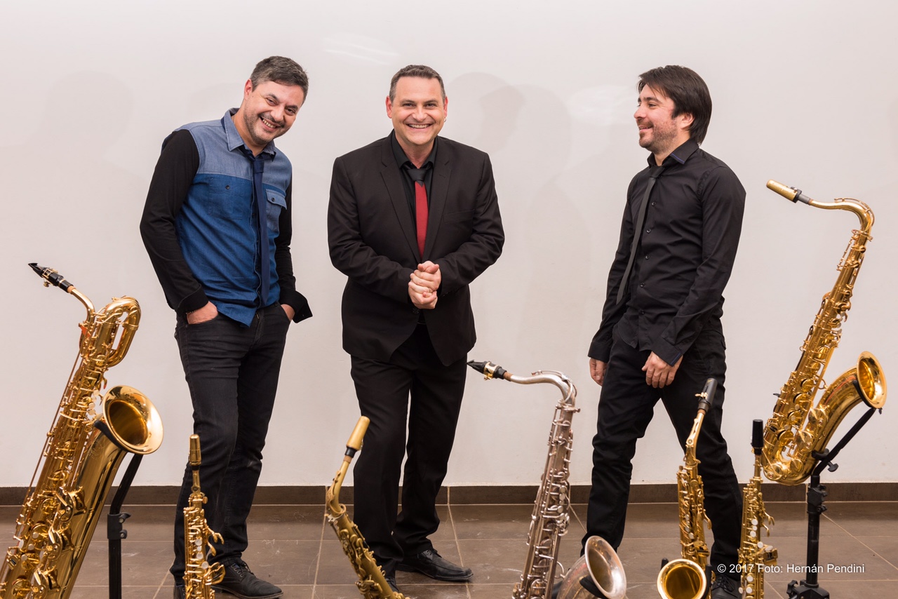 Los integrantes del trío: Pablo Romero (saxo alto), Pablo Bongiovani (saxo tenor y soprano) y Guillermo Vera (saxo tenor).