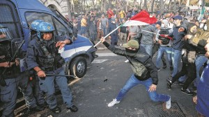 Italia: marchas contra el «pase sanitario» terminaron en violencia