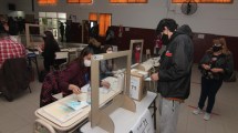 Imagen de Convocan a autoridades de mesa en Neuquén para las elecciones generales