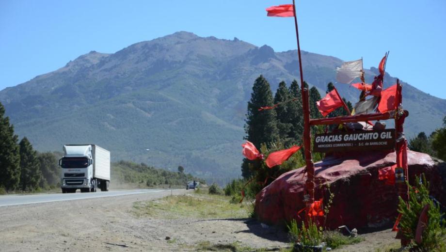 La persona muerta fue hallada este domingo en inmediaciones de la ermita del Gauchito Gil, que está ubicada en la ruta de Circunvalación, en las afueras de Bariloche. (fofto de archivo)