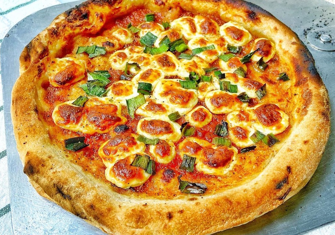 Pizza vegana sin gluten súper liviana