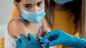 Chile iniciará vacunación anticovid para niños de 3 a 5 años